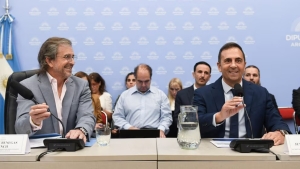 Presupuesto 2026: el Gobierno anunci&oacute; la reforma laboral con salario din&aacute;mico y convenios por empresa