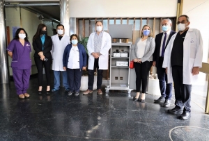 Primera cirug&iacute;a videolaparosc&oacute;pica en Palpal&aacute;