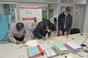 En el IVUJ abrieron sobres de licitaciones de viviendas  "Casa Propia"