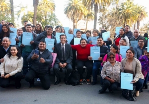 Sadir entreg&oacute; 70 escrituras a familias de Capital, Lozano y Guerrero