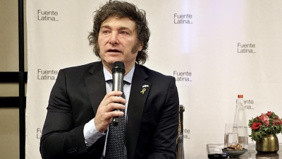Milei volvi&oacute; a apuntar contra el gobernador de Chubut: "Pobrecito, Nachito no la ve"