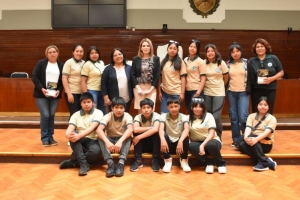 Estudiantes de Valle Grande visitaron la Legislatura