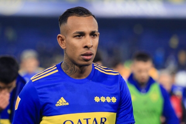 Por qu&eacute; Sebasti&aacute;n Villa volvi&oacute; a presentarse en Boca para entrenar