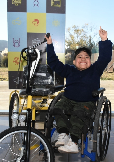 Entregaron bicicletas adaptadas a instituciones juje&ntilde;as