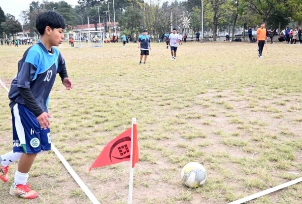 Municipio impulsa los Juegos Escolares Intercolegiales