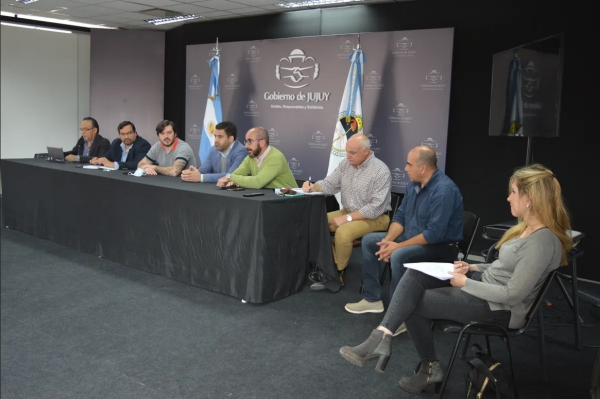 Provincia y municipios fijan proyectos de obras para el Programa Argentina Hace