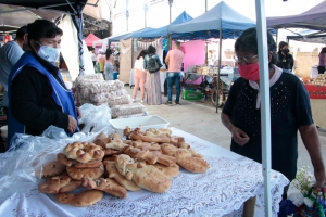 Se realizaron ferias de ofrendas en la ciudad