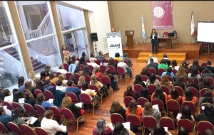M&aacute;s de 200 docentes en el conversatorio "El liderazgo educativo"