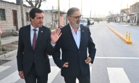 Junto a Sadir "chuli" Jorge inauguro pavimento en Av.pachamama