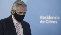 Fern&aacute;ndez ratific&oacute; su "compromiso" para "legalizar el aborto"
