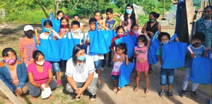 Apoyo a ni&ntilde;os y ni&ntilde;as de comunidad guaran&iacute; "Arete Guasu"