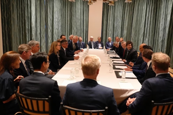 Antes de las elecciones, Milei se reunió con inversores en Estados Unidos para ratificar su programa económico