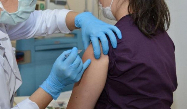 Más de 5 mil trabajadores de la salud ya fueron vacunados en Jujuy