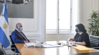 Vizzotti: "Es alentador ver que en Argentina no crecen las internaciones ni las muertes"