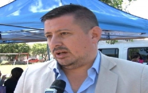 "Parece que nunca en la vida la diputada Cejas fue a vacunarse"