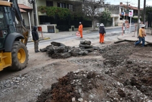 Municipio continua repavimentación de calles claves