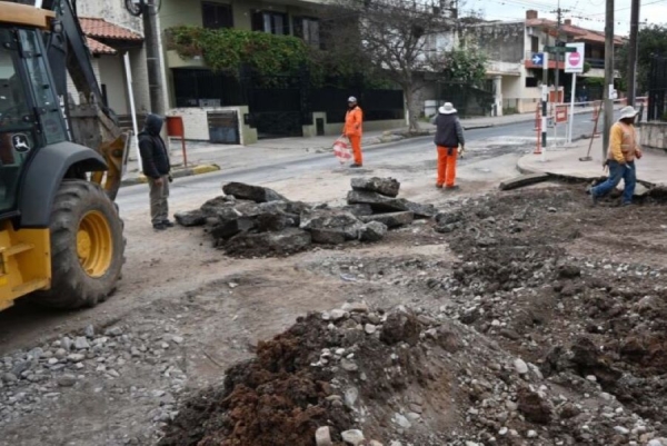 Municipio continua repavimentaci&oacute;n de calles claves