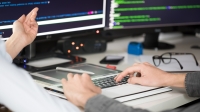 La propuesta del Gobierno para formar 70.000 programadores en un a&ntilde;o