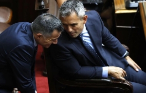 Menem depende de Jaldo, Jalil y S&aacute;enz para alcanzar el qu&oacute;rum en la sesi&oacute;n de reforma laboral