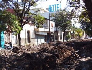 Recambian las redes de agua en San Pedro
