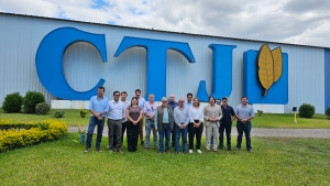 La Mesa de Enlace visit&oacute; la Cooperativa de Tabacaleros de Jujuy