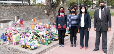 Jardineritos de la Escuela N&deg; 1 &ldquo;Marina Vilte&rdquo; exhibieron sus mini carrozas &nbsp;&nbsp;
