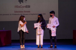 Premiaron proyectos por implementaci&oacute;n de la ESI