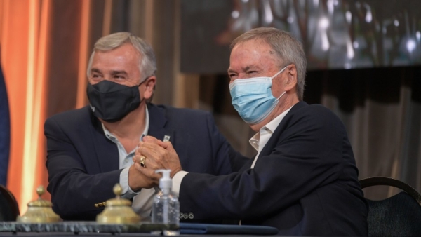 Cumbre de Schiaretti, Morales, Frigerio, Monz&oacute;, Urtubey, Randazzo y Javkin