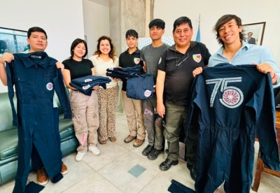 FNE.Entrega de indumentaria de seguridad para los carroceros
