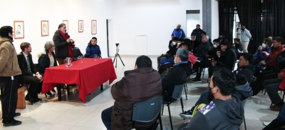 Exitosa charla a cargo del campe&oacute;n mundial de f&uacute;tbol Jos&eacute; &ldquo;Rana&rdquo;Valencia