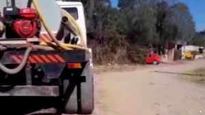 Desagotan l&iacute;quidos industriales y perjudican tomas de agua