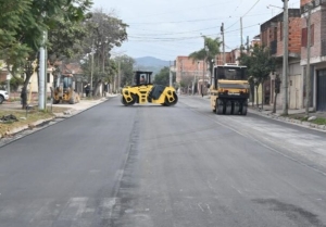 Municipio pavimentó calle Burela y consolida la conectividad con barrio Favaloro