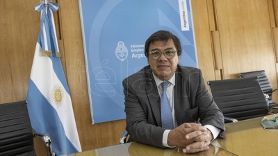 Funcionarios, gremios y empresarios se reunir&aacute;n para definir la actualizaci&oacute;n del salario