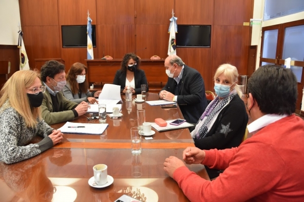 Diputados analizan disoluci&oacute;n del Banco de Desarrollo