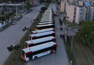 Municipalidad inform&oacute; sobre nuevos recorridos del transporte urbano y llev&oacute; tranquilidad a vecinos de A. Comedero