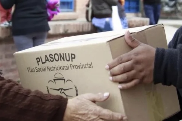 Contin&uacute;a la entrega de unidades alimentarias en el interior