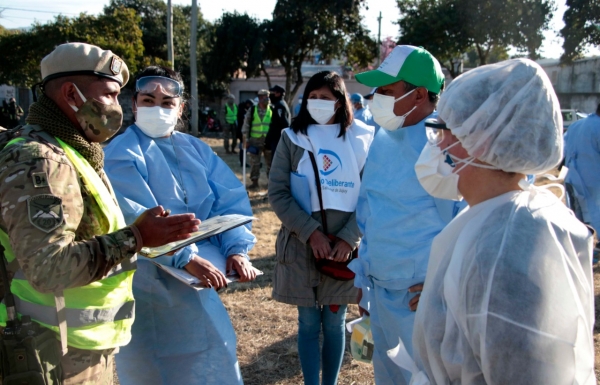 Continua la b&uacute;squeda del coronavirus por barrios de capital