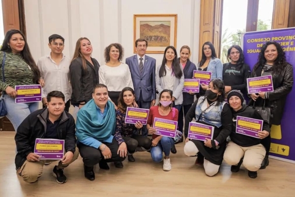 Sadir entreg&oacute; subsidios para impulsar proyectos productivos del colectivo LGBTIQA+