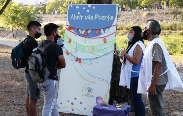 El "escuchadero" municipal llega a barrio Cuyaya