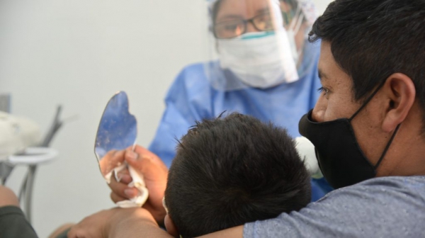 Cerca de 100 niños con discapacidad recibieron atención odontológica