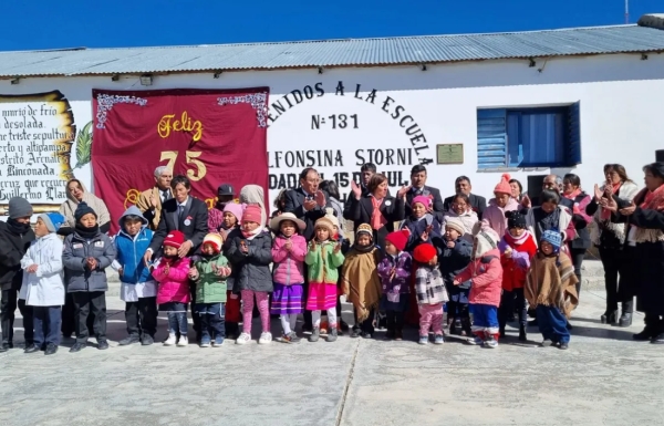 75º aniversario de la Escuela de Lagunillas del Farallón
