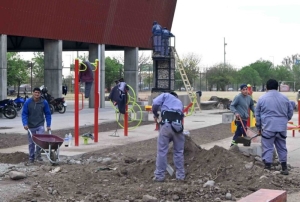 Ultiman trabajos para la inauguraci&oacute;n del Multiespacio en General Arias