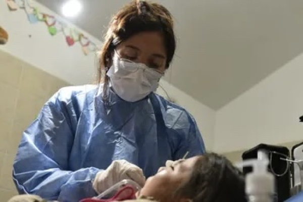 Salud Escolar: niñas y niños afiliados al ISJ no pagarán coseguro en odontología