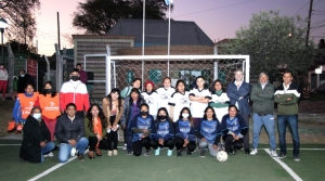 Inaguraron escuela de fútbol femenino en Chijra