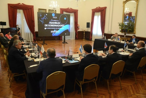 Gobernadores del NOE y NEA buscan corregir asimetr&iacute;as y motorizar el desarrollo