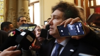 Milei convoca a una cumbre de urgencia para evitar nueva fuga de legisladores