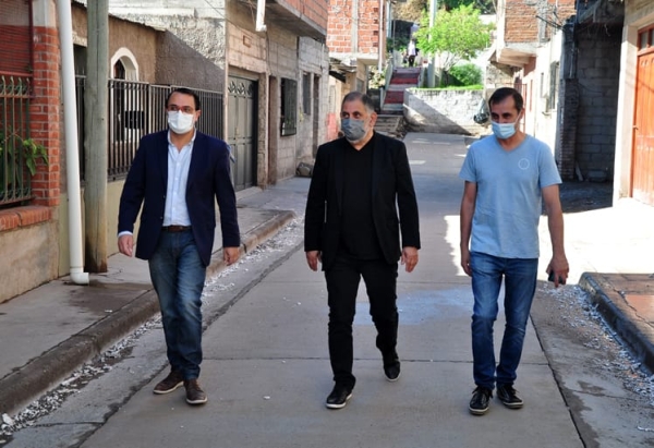 Avanza el pavimento mixto en B&ordm; Belgrano