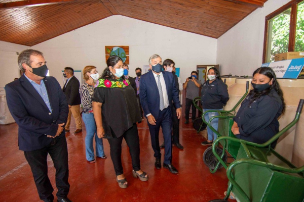 Potenciar Trabajo: 82 beneficiarios recibieron elementos de trabajo