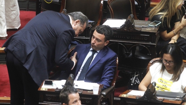 Tras no dar qu&oacute;rum, la UCR apura un proyecto para mejorar las jubilaciones