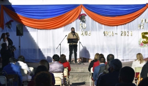 Ren&eacute; Casas particip&oacute; del 50&ordm; aniversario del Colegio N&ordm; 2